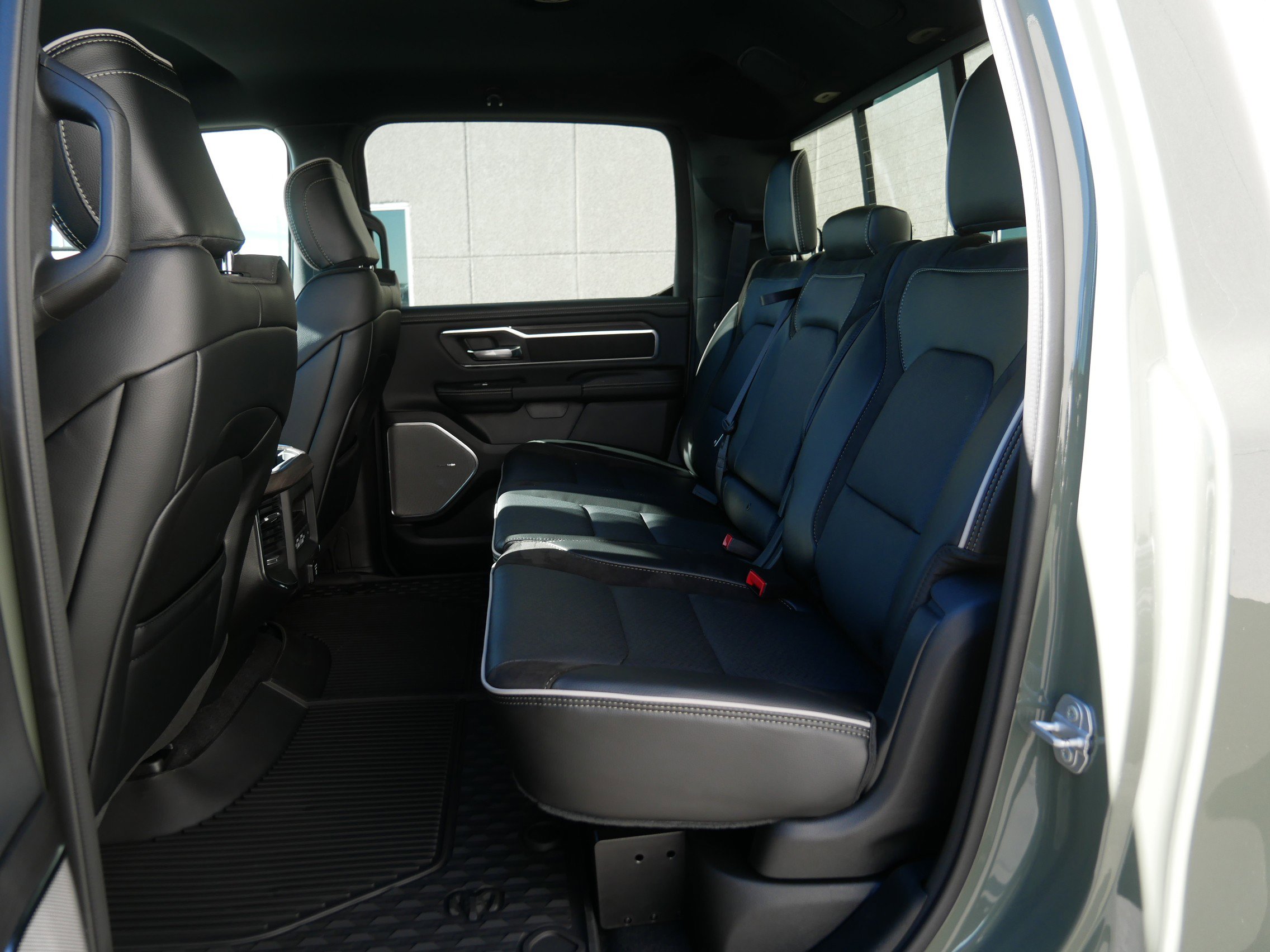 New 2026 RAM 1500 Laramie image 8