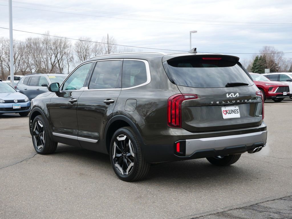 Used 2025 Kia Telluride S AWD/4WD image 8