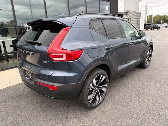 New 2026 Volvo XC40 B5 Ultra w/ Protection Package Premier AWD/4WD image 3
