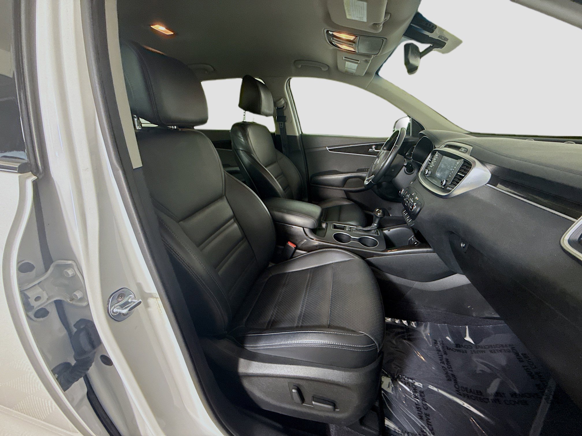 Used 2017 Kia Sorento EX image 29