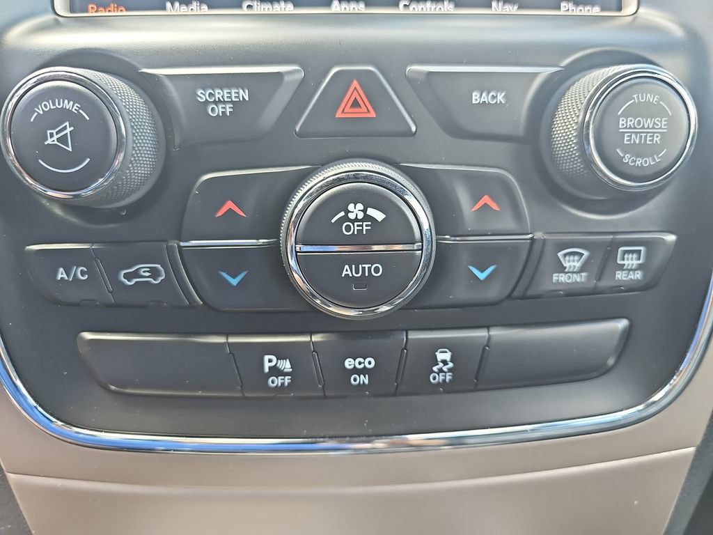 Used 2015 Jeep Grand Cherokee Limited AWD/4WD image 26