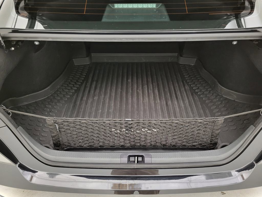 Used 2025 Toyota Camry LE image 21