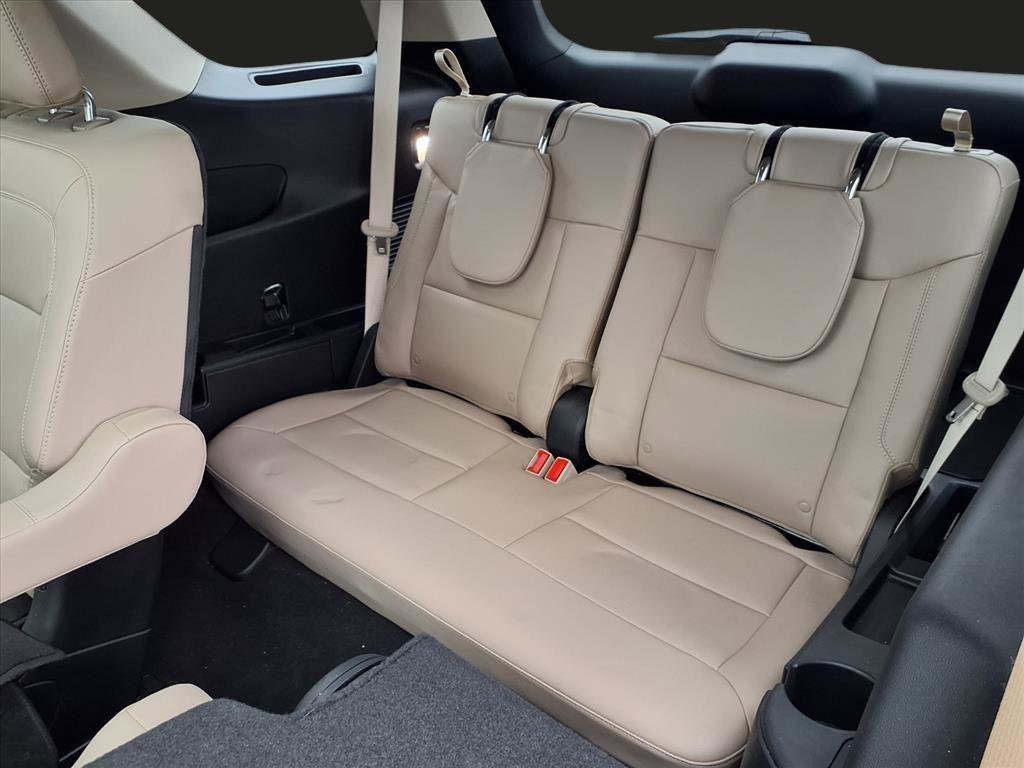 Used 2023 Ford Explorer Limited w/ Equipment Group 301A image 23