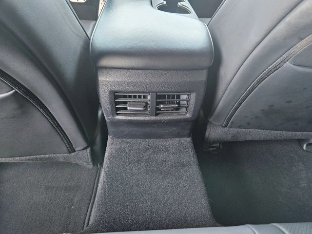 Used 2018 Lexus IS 300 F Sport w/ F Sport Package RWD image 17