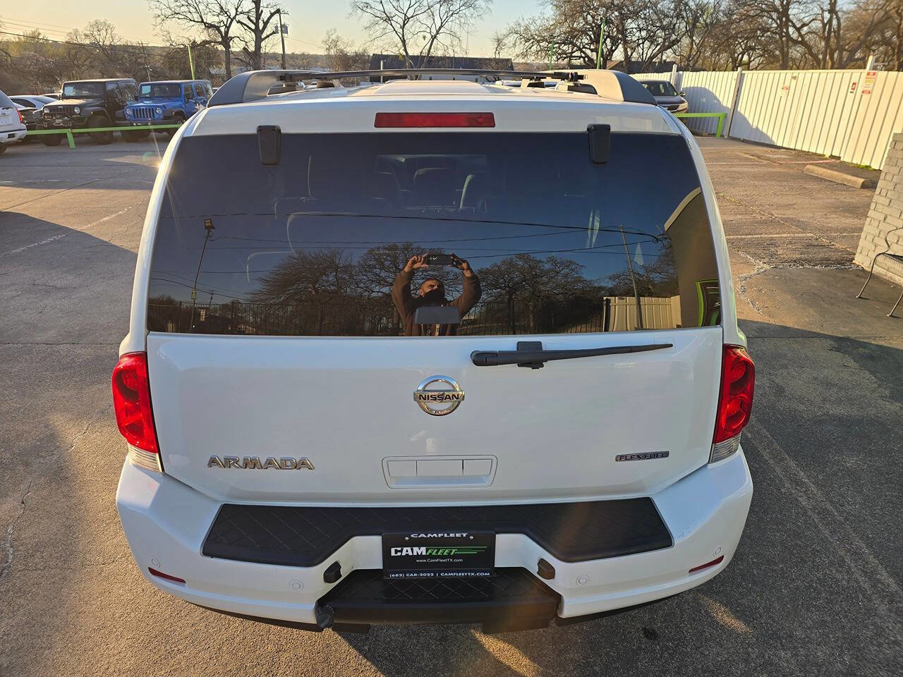 Used 2012 Nissan Armada SV image 9