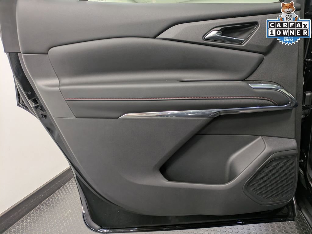 Used 2025 Chevrolet Traverse Z71 w/ Driver Confidence Package AWD/4WD image 22