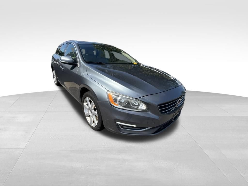 Used 2017 Volvo V60 T5 Premier FWD image 8