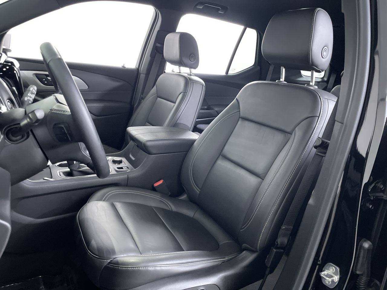 Used 2023 Chevrolet Traverse LT AWD/4WD image 12