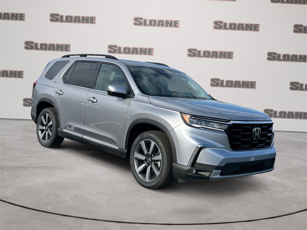 New 2025 Honda Pilot Touring image 7