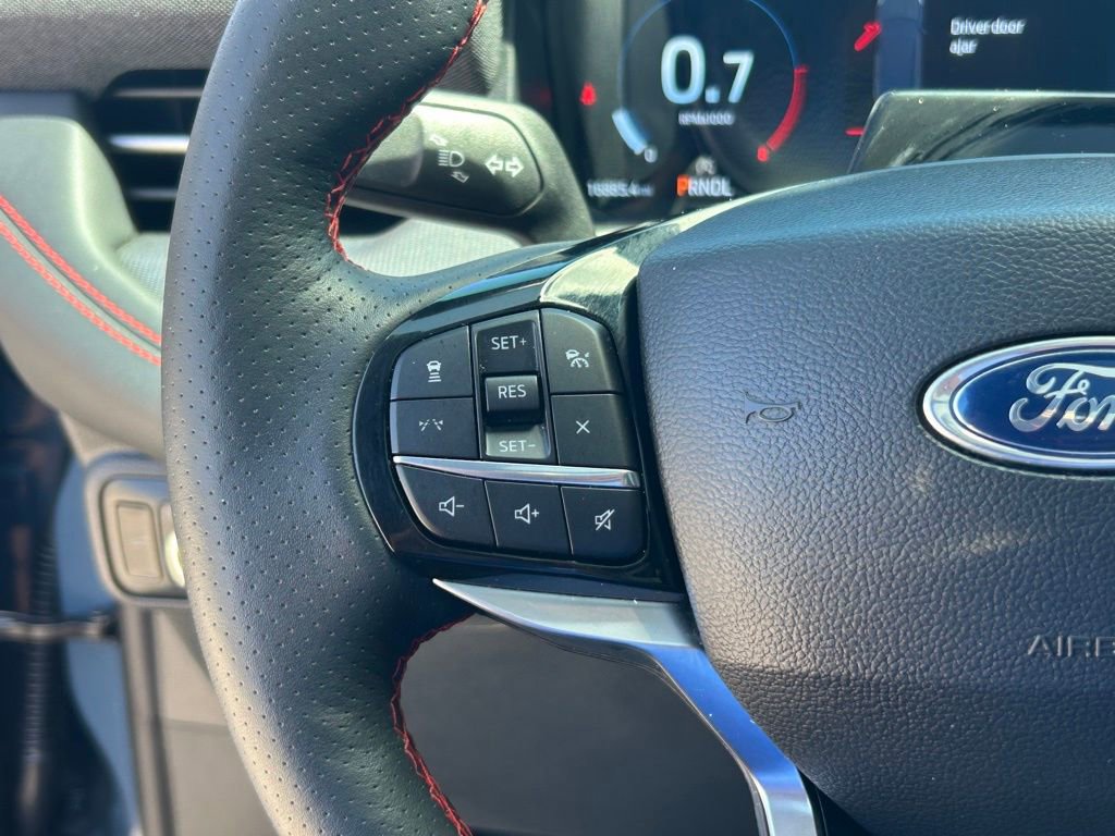 Used 2025 Ford Explorer ST-Line w/ Premium Package image 40