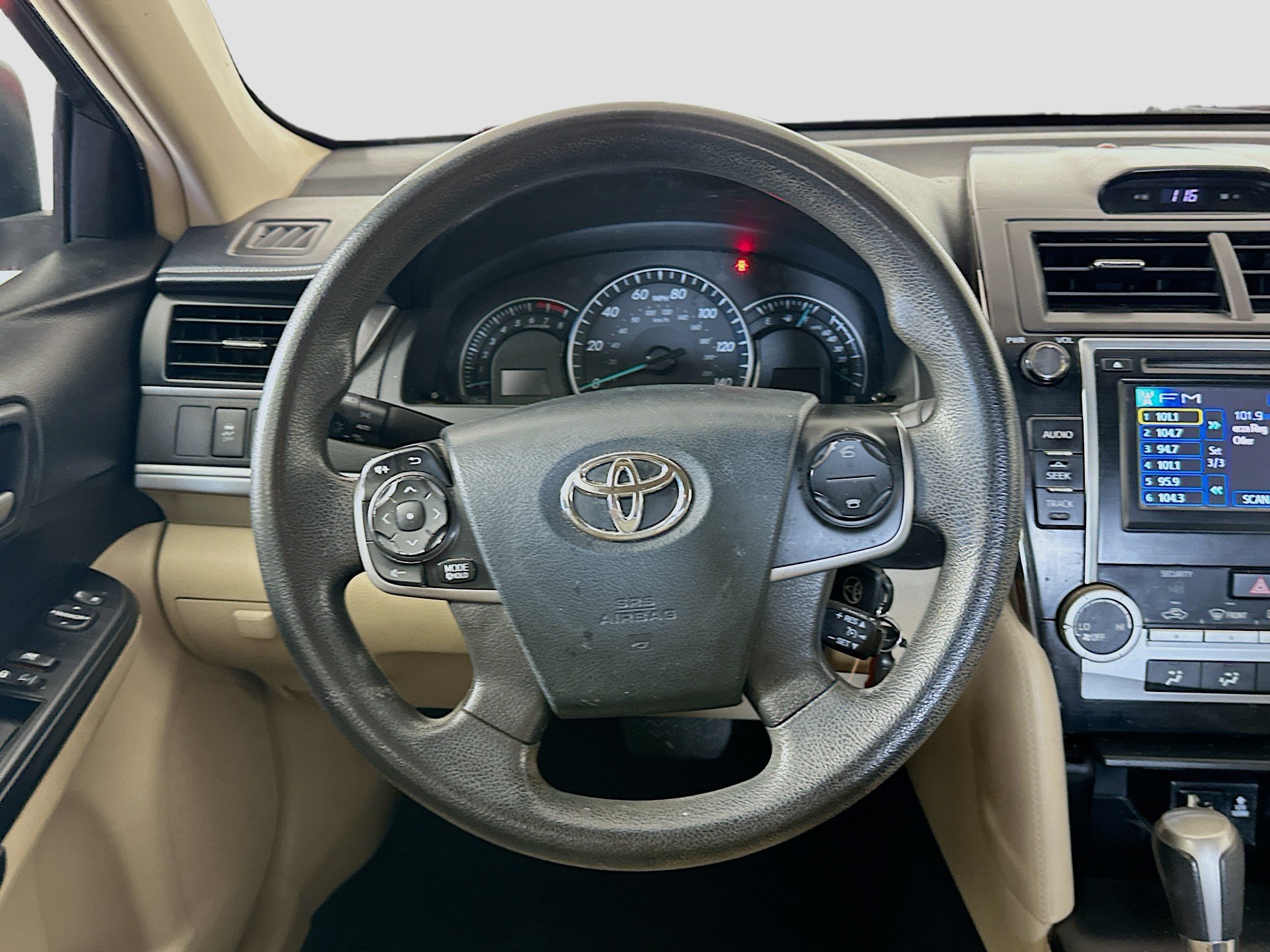 Used 2012 Toyota Camry LE FWD image 17