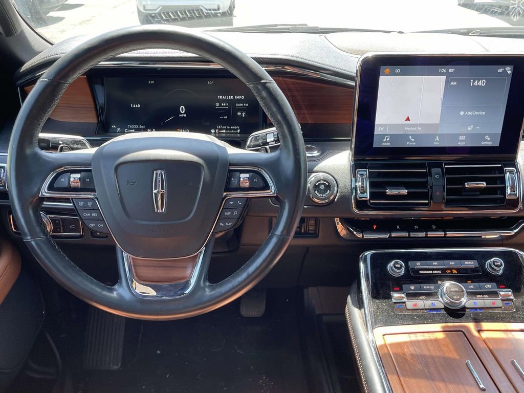 Used 2018 Lincoln Navigator L Reserve AWD/4WD image 24