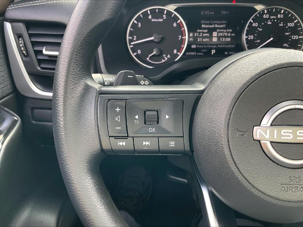 Used 2023 Nissan Rogue S AWD/4WD image 21