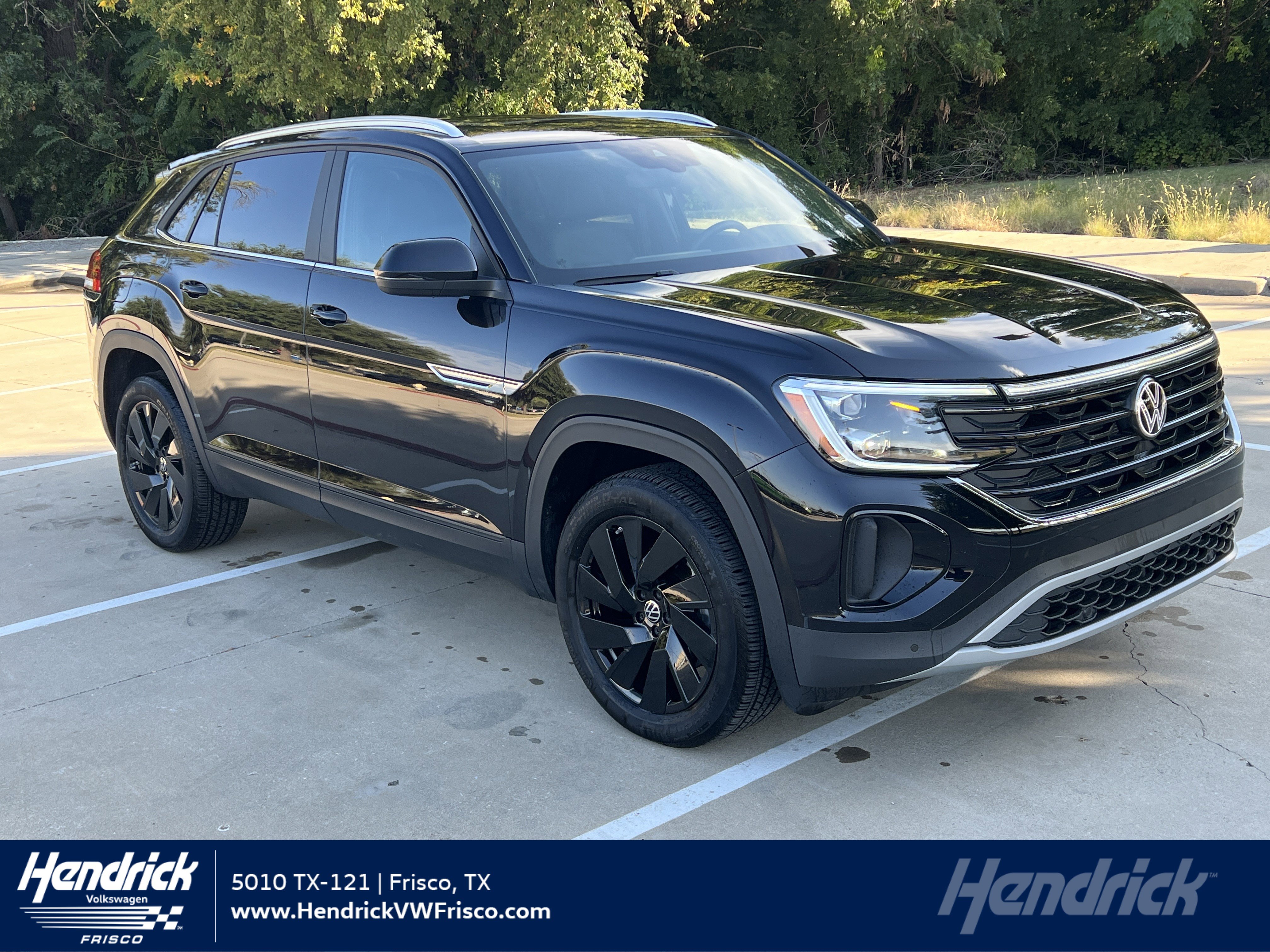 Certified 2025 Volkswagen Atlas Cross Sport SE w/ Panoramic Sunroof Package