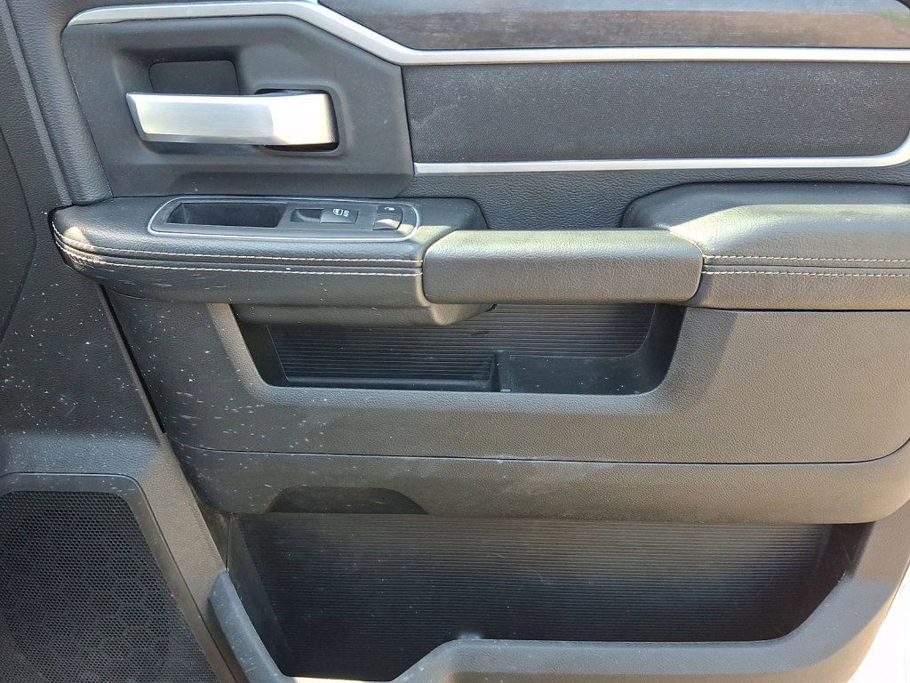 Certified 2024 RAM 2500 Big Horn AWD/4WD image 10