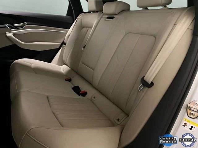 Used 2024 Audi Q8 e-tron Premium image 63