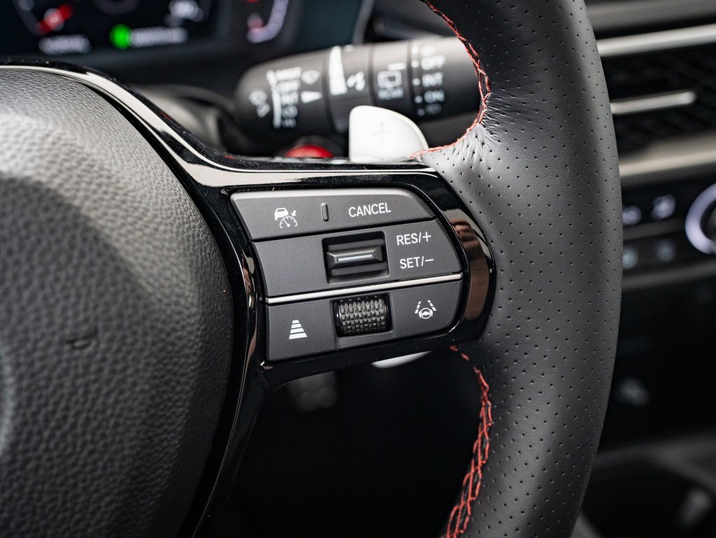 Certified 2025 Acura ADX A-Spec image 27