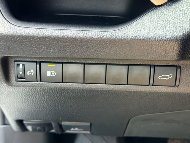Used 2025 Toyota RAV4 XLE Premium FWD image 34