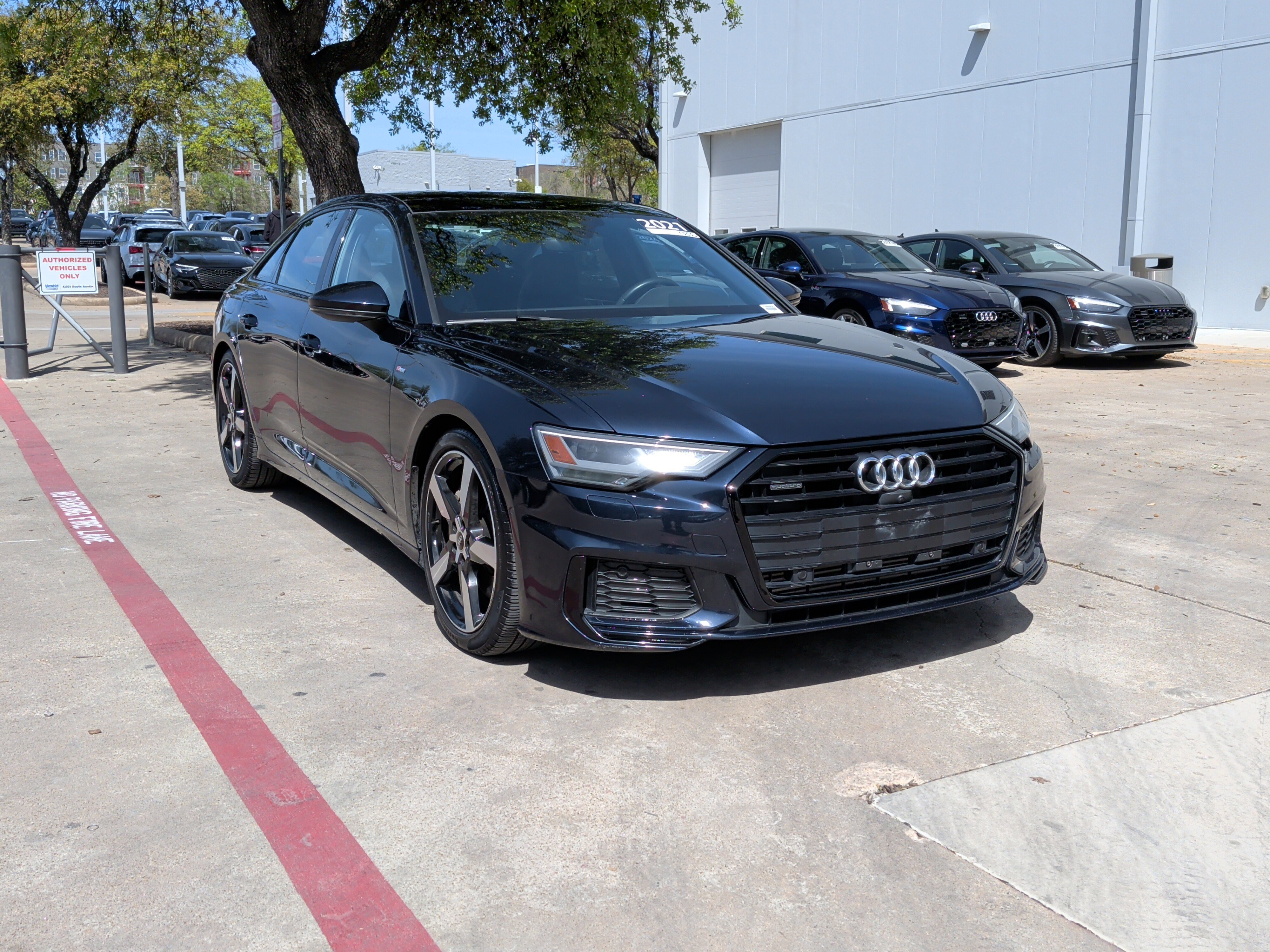 Used 2021 Audi A6 Premium image 2