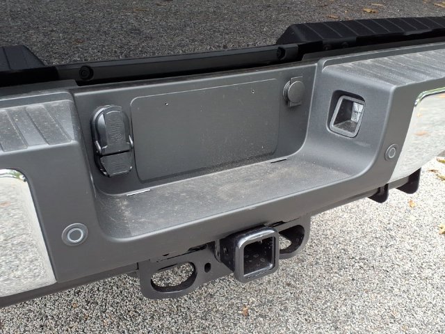 New 2027 Ford F250 XLT w/ 360-Degree Camera Package AWD/4WD image 6