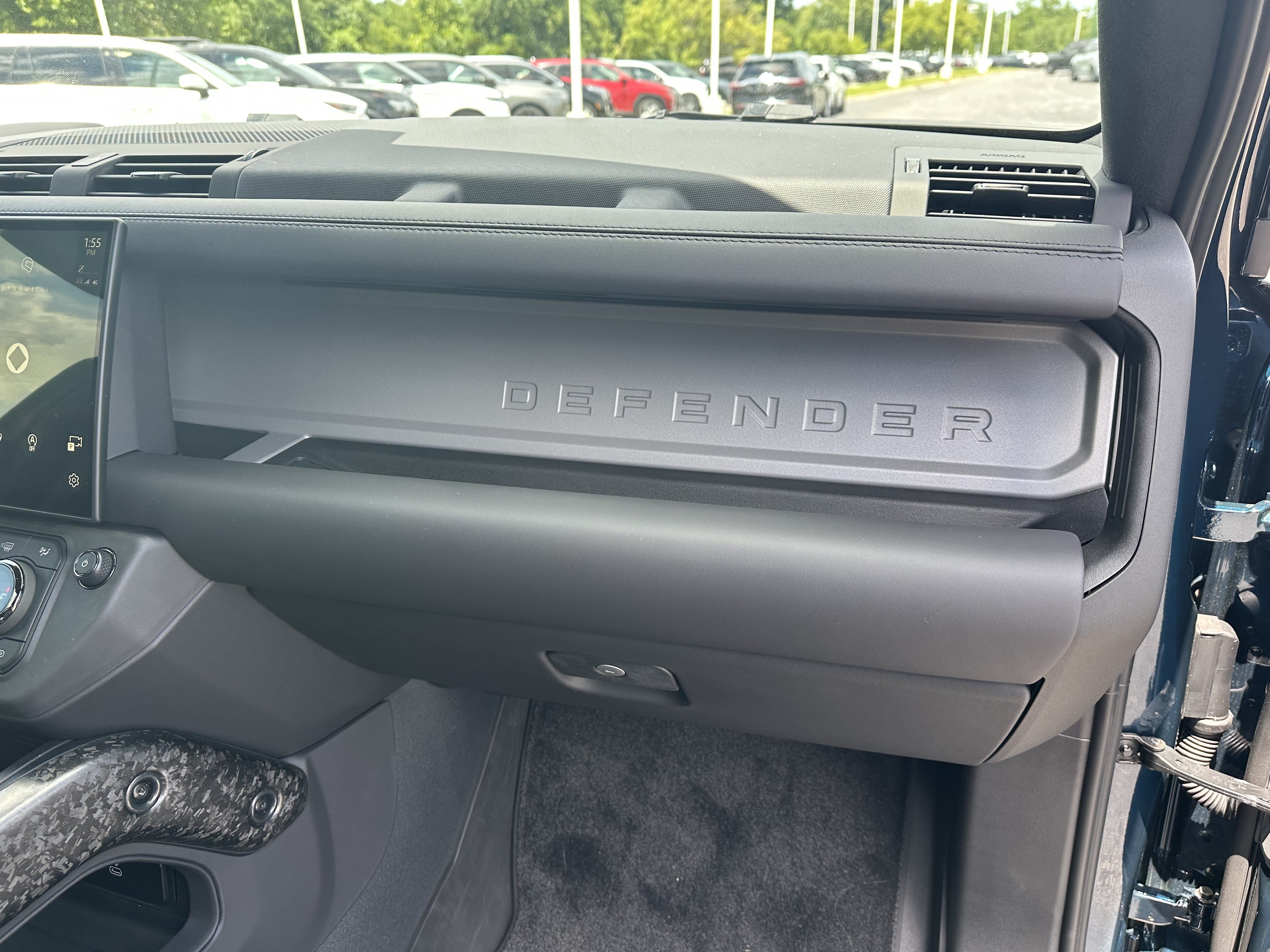 Used 2026 Land Rover Defender 110 OCTA AWD/4WD image 31