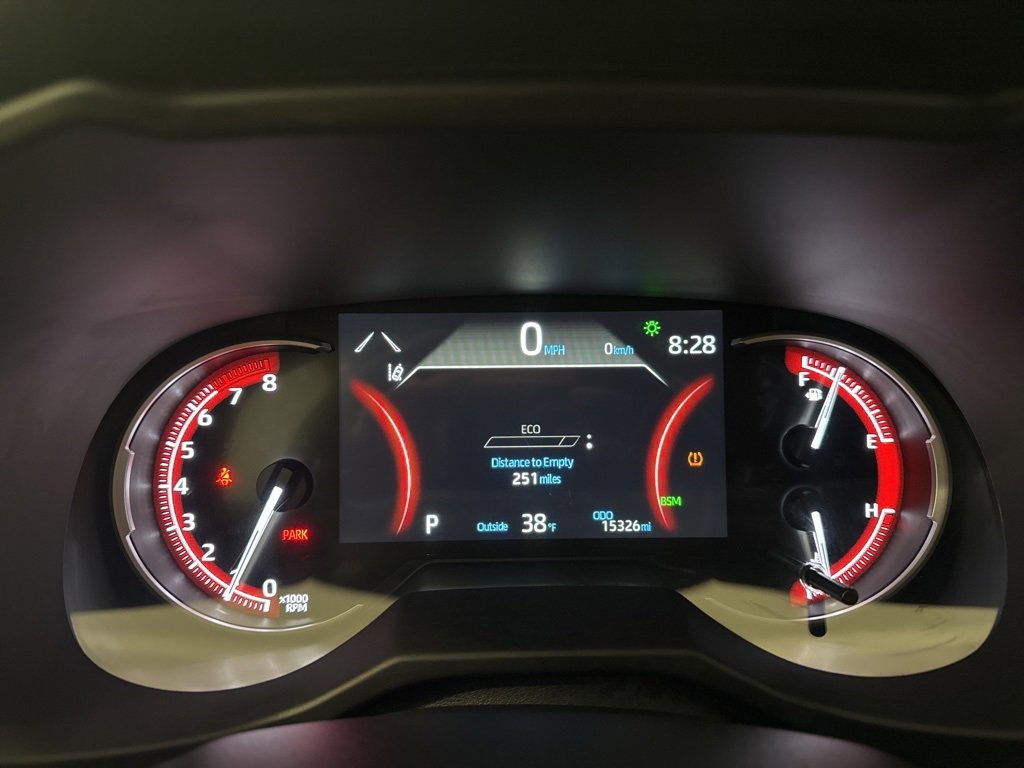 Used 2025 Toyota RAV4 XLE image 15