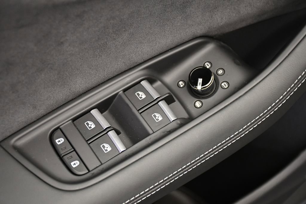 New 2026 Audi SQ8 Prestige image 32