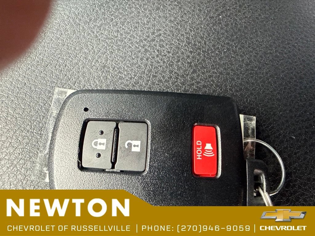 Used 2021 Toyota Tacoma TRD Sport AWD/4WD image 29