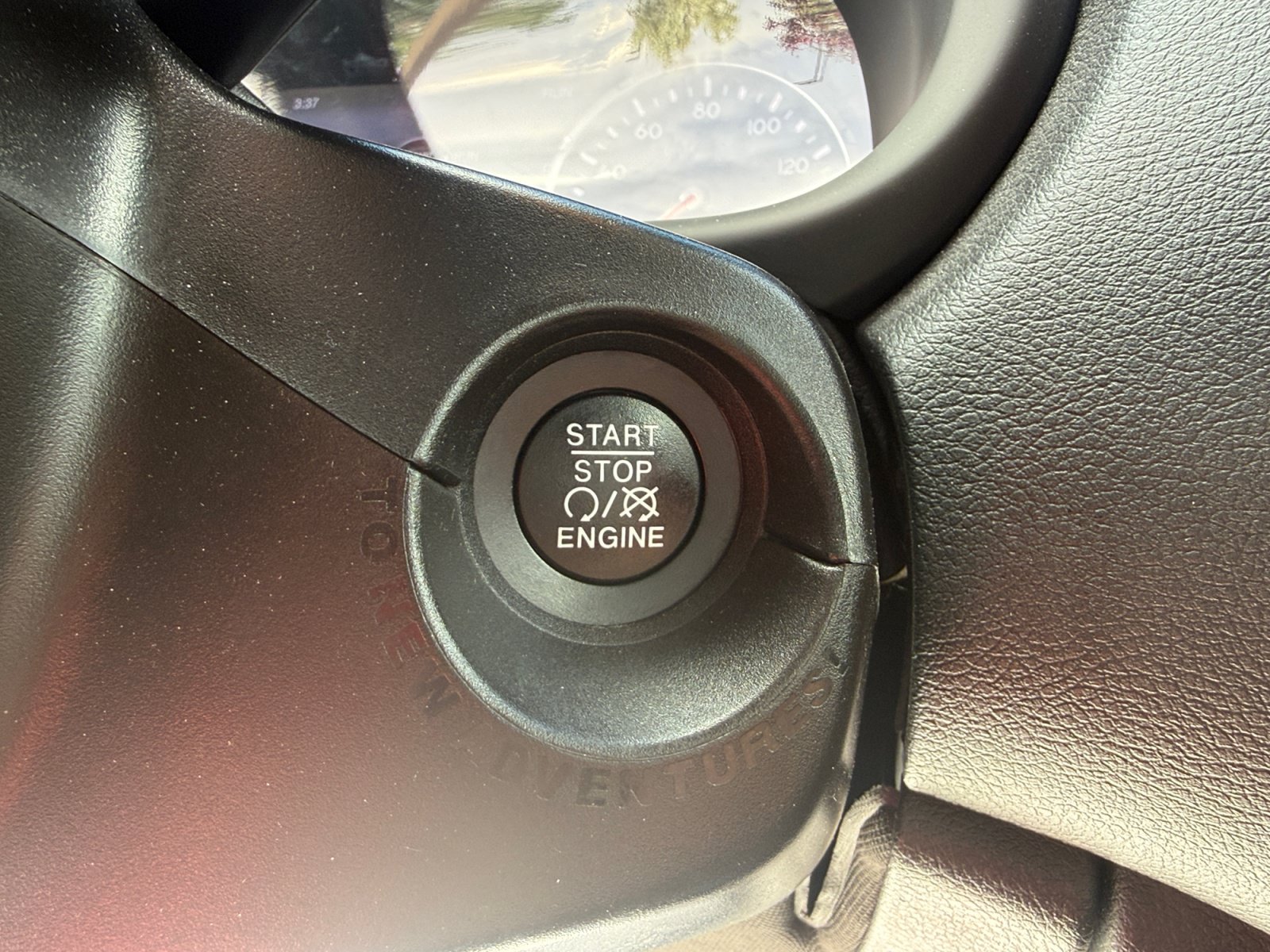 Used 2020 Jeep Renegade Trailhawk w/ UConnect 8.4 Nav Group AWD/4WD image 20