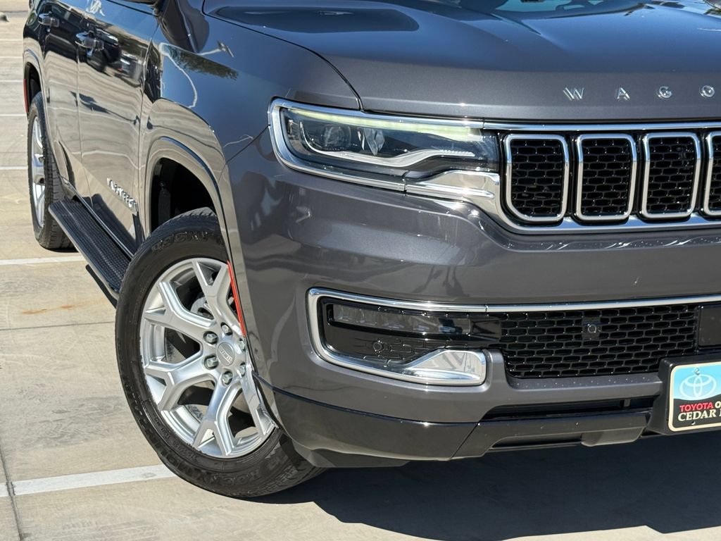Used 2022 Jeep Wagoneer Series I w/ Convenience Group I RWD image 3