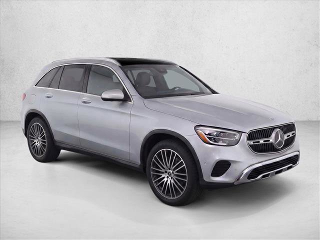 Certified 2023 Mercedes-Benz GLC 300 image 3