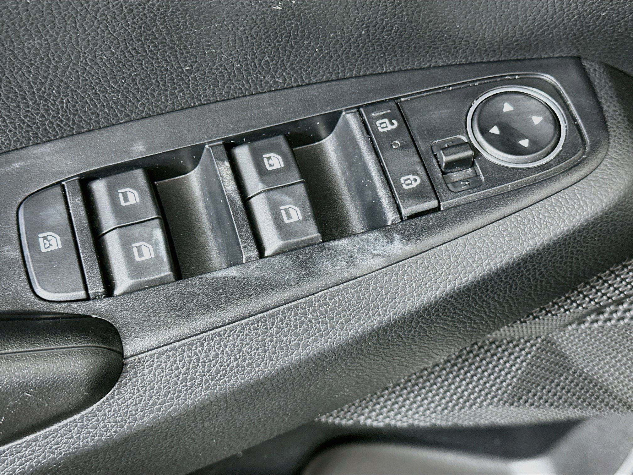 Used 2026 Kia Seltos LX FWD image 15