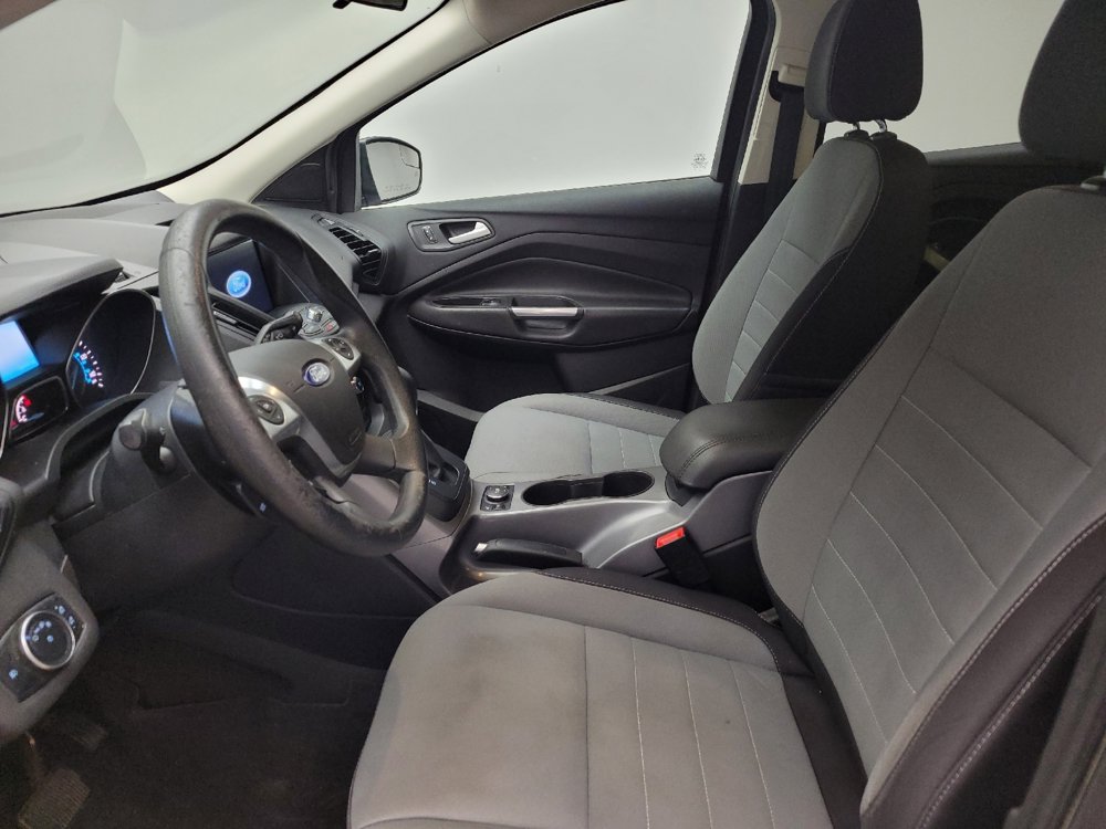 Used 2016 Ford Escape SE w/ Equipment Group 201A FWD image 17