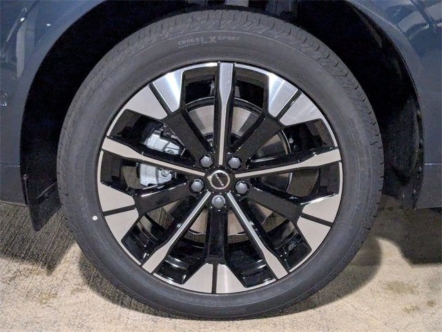 New 2026 Volvo XC60 B5 Plus w/ Protection Package Premier image 10