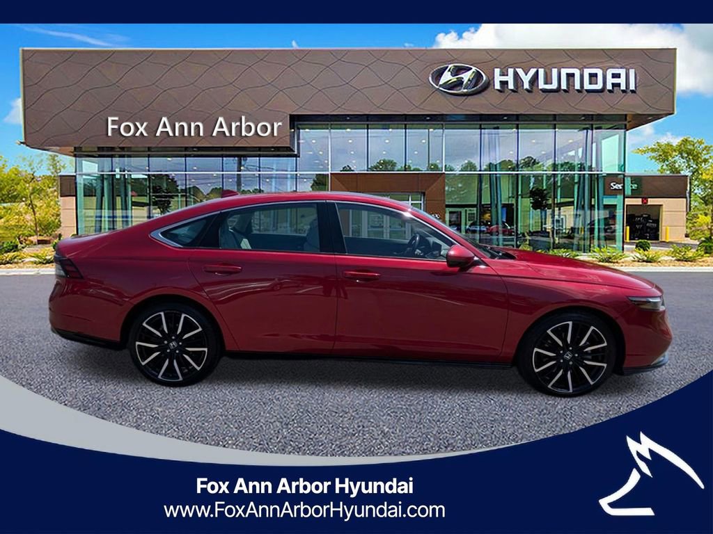 Used 2023 Honda Accord Touring image 6