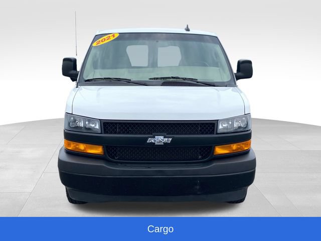 Used 2021 Chevrolet Express 2500 w/ Driver Convenience Package RWD video 2