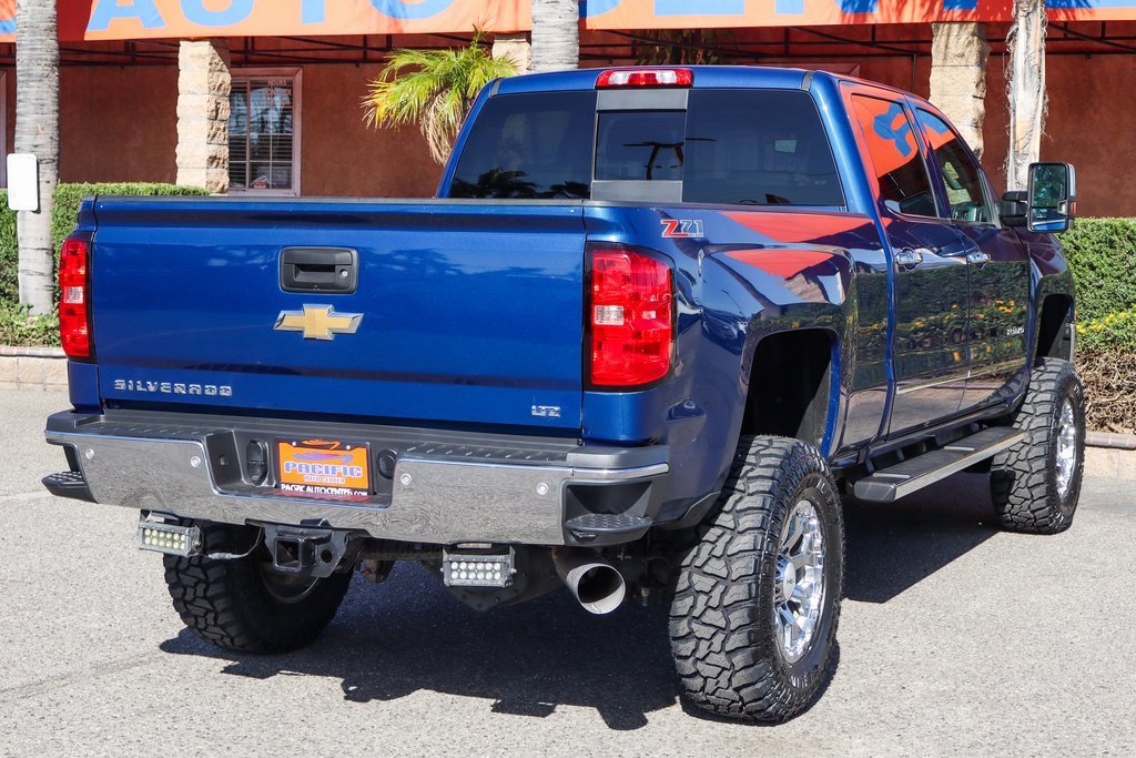 Used 2016 Chevrolet Silverado 2500 LTZ w/ Duramax Plus Package image 9