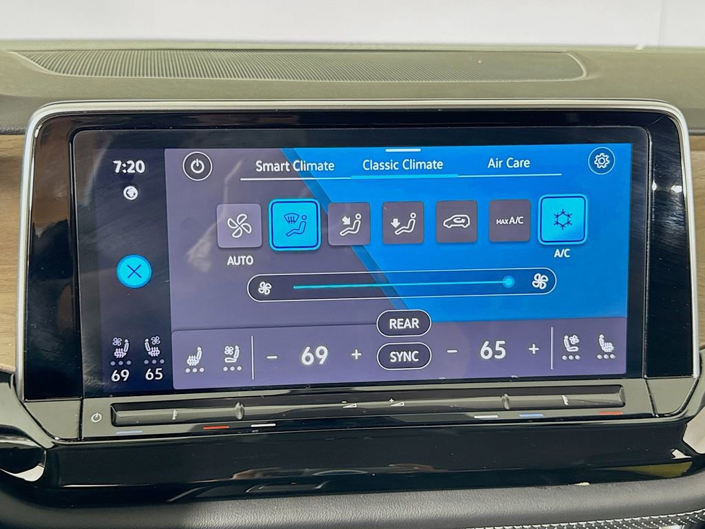 Used 2024 Volkswagen Atlas SE FWD image 36