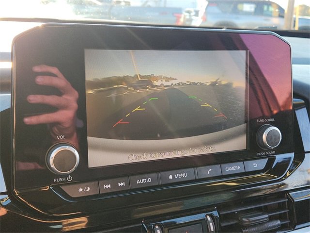 Certified 2022 Nissan Pathfinder SV image 18