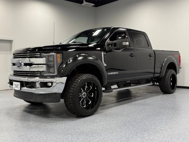 Used 2017 Ford F350 Lariat w/ Lariat Ultimate Package AWD/4WD image 5