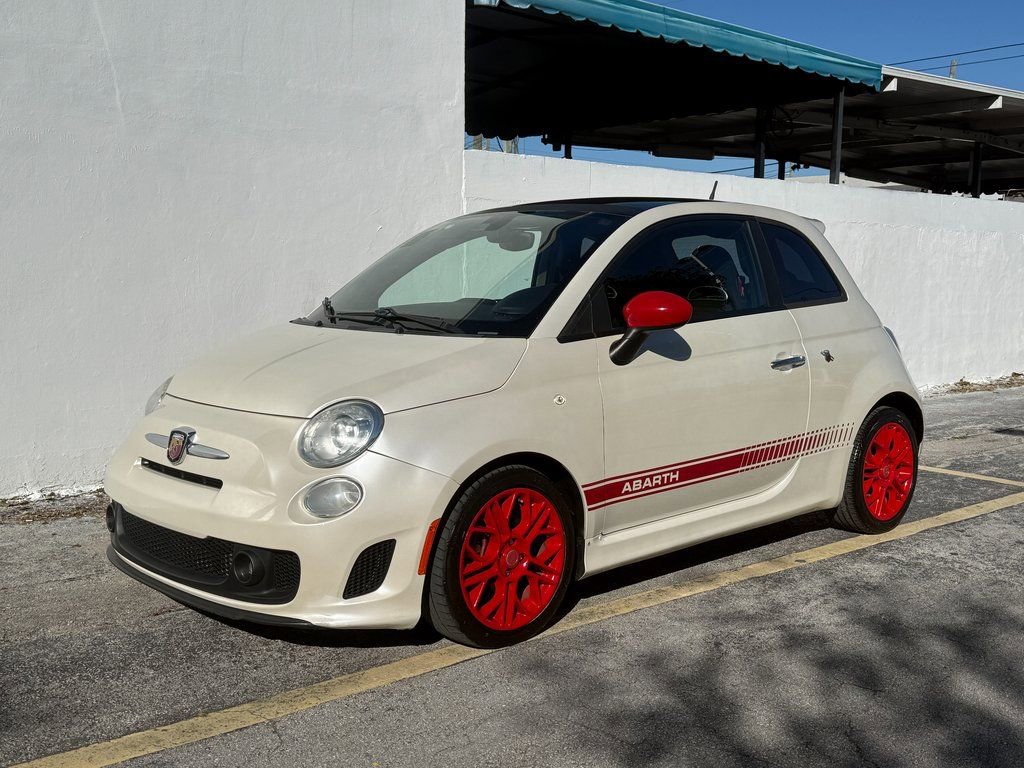 Used 2017 FIAT 500 Abarth w/ Popular Equipment Package image 1