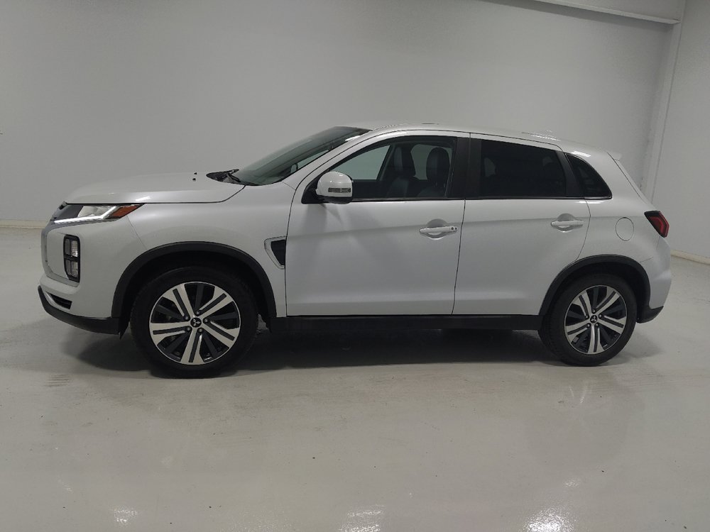 Used 2022 Mitsubishi Outlander Sport SE AWD/4WD image 2