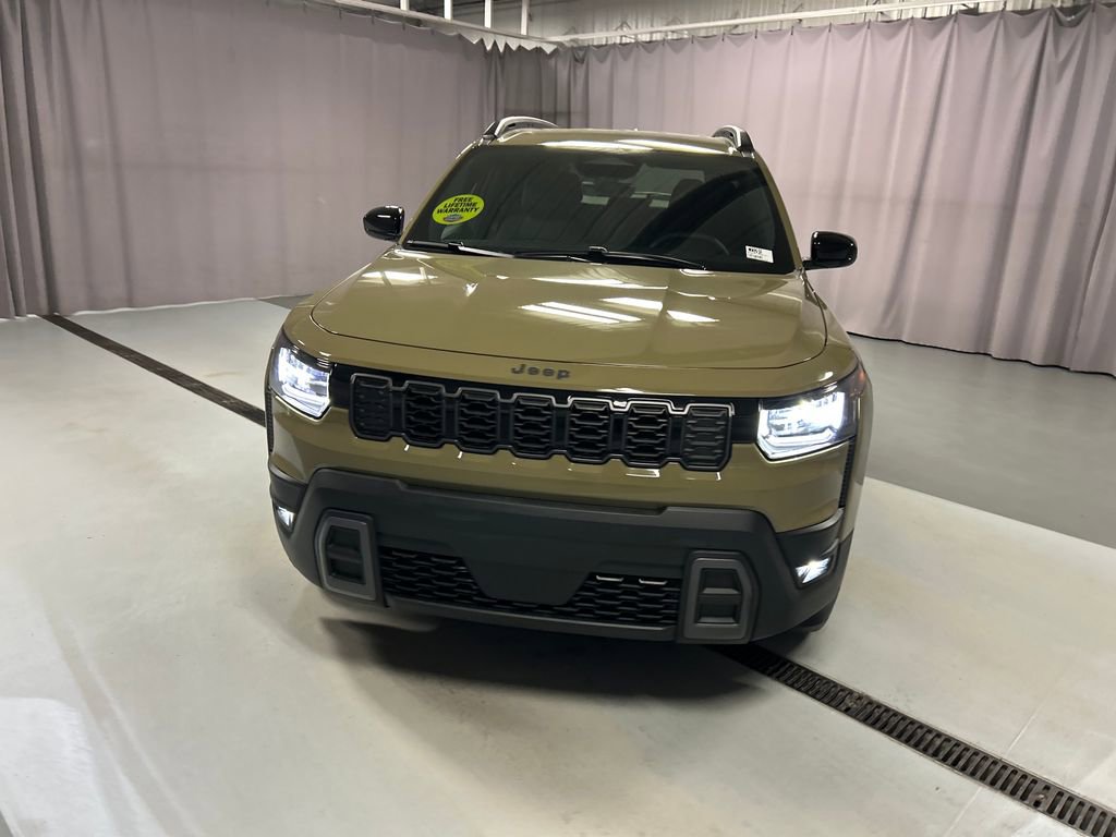 New 2026 Jeep Cherokee Laredo AWD/4WD image 2