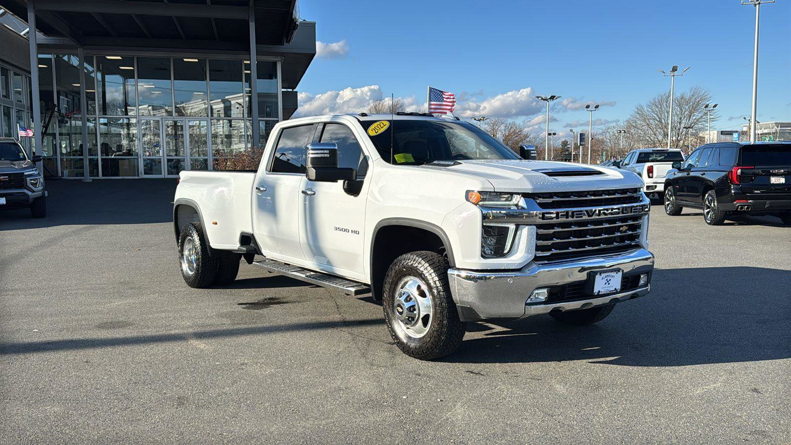 Certified 2022 Chevrolet Silverado 3500 LTZ w/ LTZ Plus Package image 11