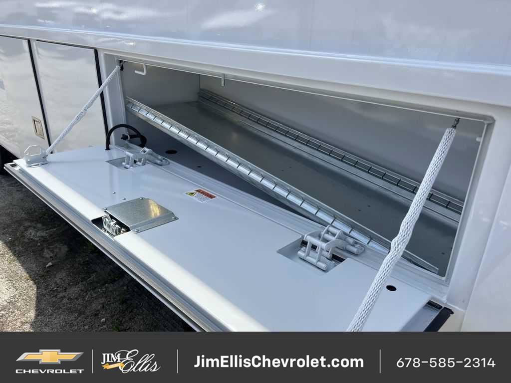 New 2025 Chevrolet Express 3500 w/ Power Convenience Package RWD image 10