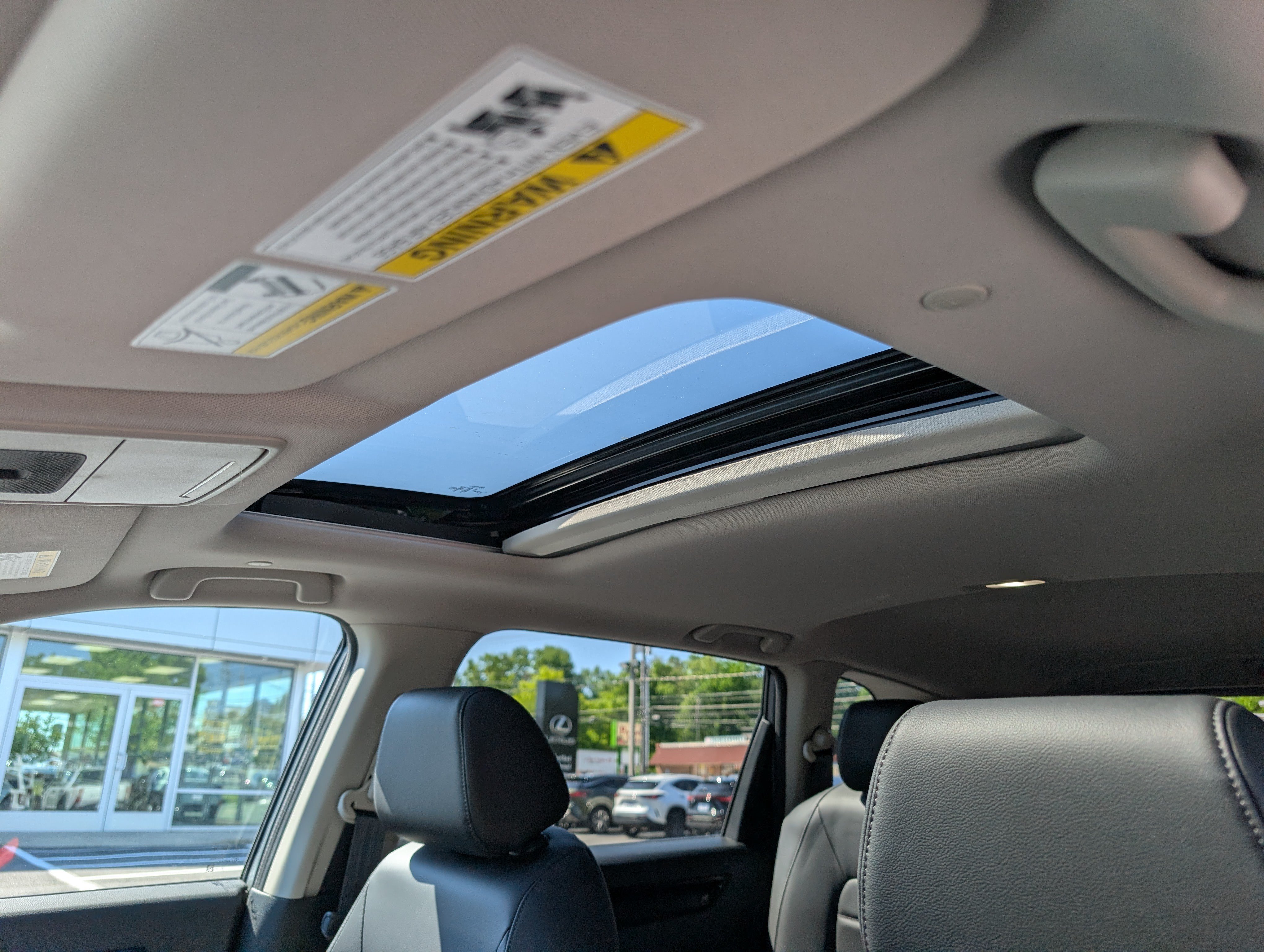 Used 2024 Honda CR-V EX-L image 31