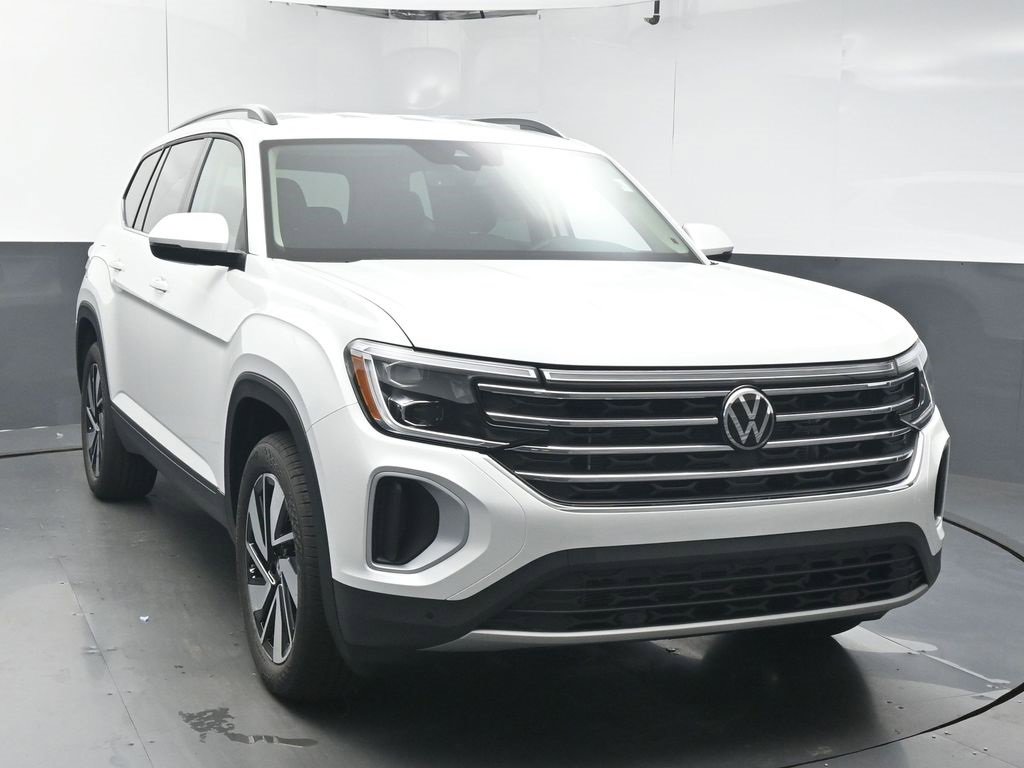 New 2026 Volkswagen Atlas SE image 2