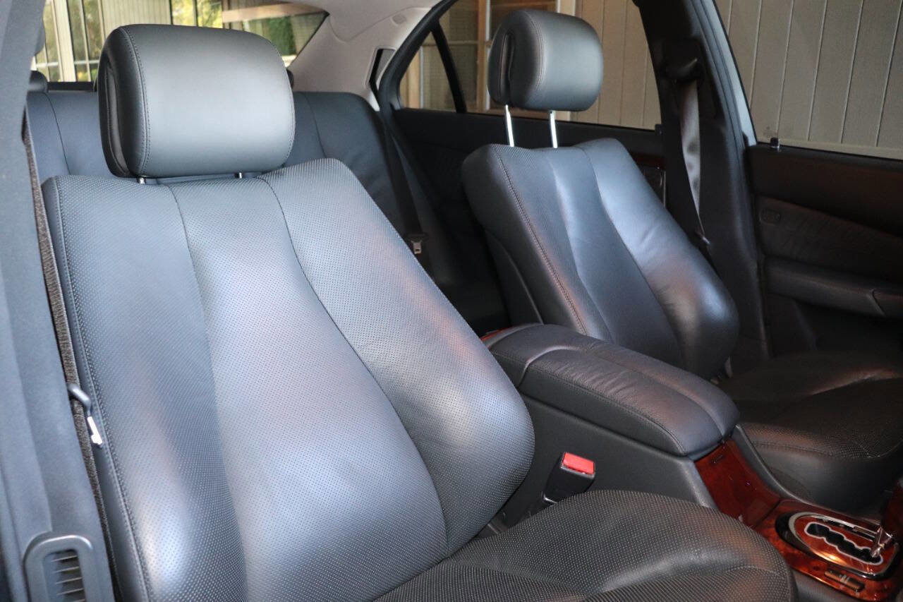 Used 2004 Mercedes-Benz S 500 image 50