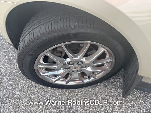 Used 2015 Cadillac SRX Premium w/ LPO, Protection Package FWD image 4