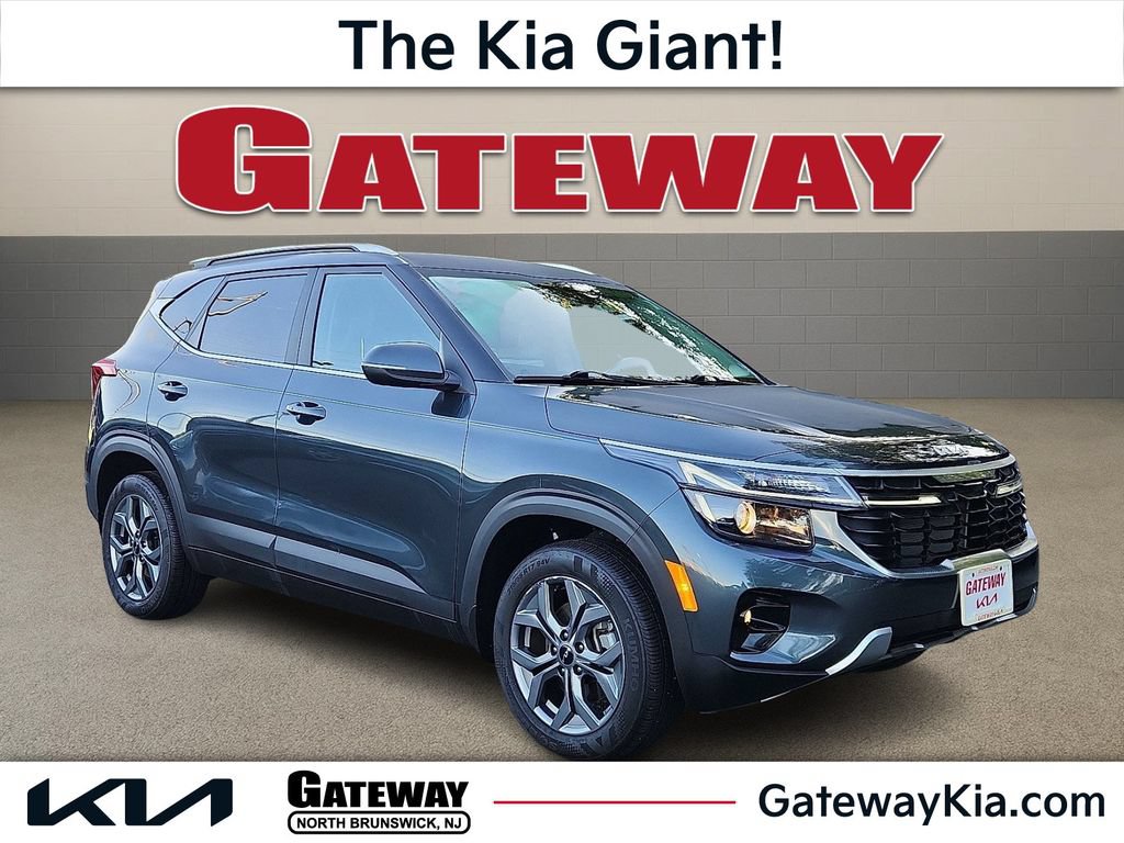 Certified 2024 Kia Seltos S AWD/4WD image 1